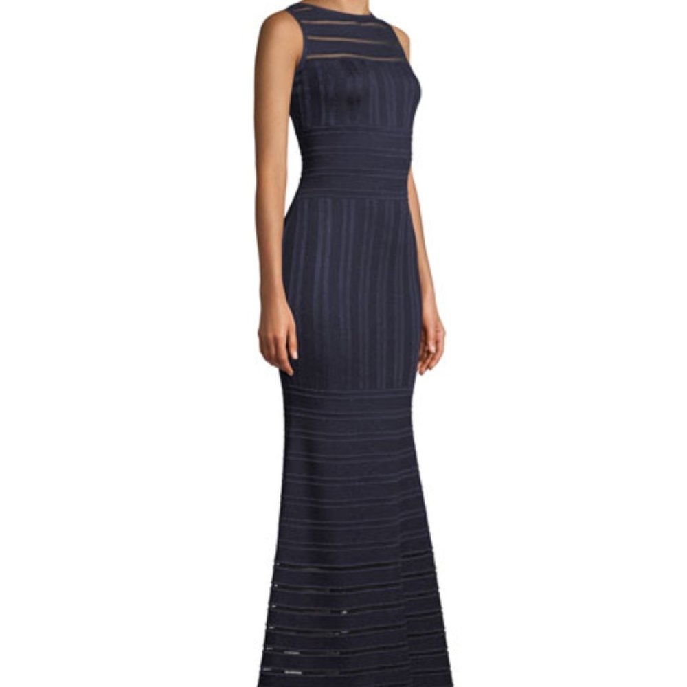 St. John Sleeveless Gossamer Illusion Knit Mermaid Dress - Picture 3 of 15